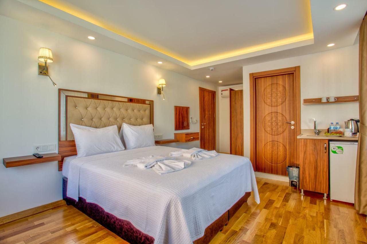 Deluxe Üç Kişilik Oda